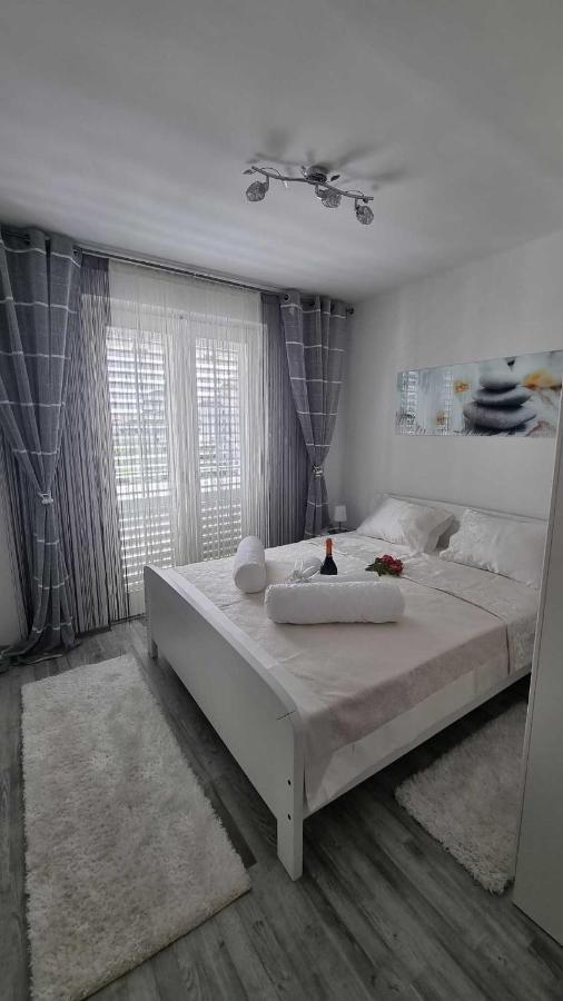 Apartman Nikol Makarska Exterior foto
